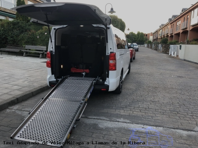 Taxi adaptado de Llamas de la Ribera a Vélez-Málaga